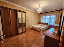 4-otaqlı mənzil kirayə verilir, Çapayev küç., 90 m²