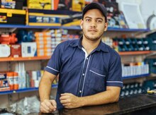 Satıcı işi axtarıram