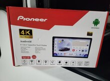 "Pioneer" monitoru
