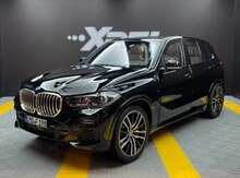 "BMW X5 40i G05 Norev 1/18" modeli