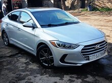 Hyundai Elantra, 2016 il