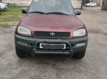 Toyota RAV 4, 1996 год