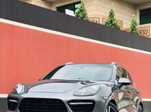 Porsche Cayenne GTS, 2014 il
