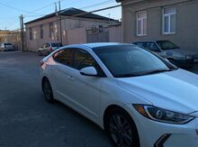 Hyundai Elantra, 2016 il