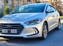 Hyundai Elantra, 2017 il