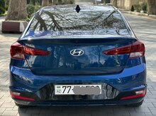Hyundai Elantra, 2019 il