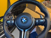 "BMW F10, F30, F15, F36" ekran göstəricili karbon sükanı