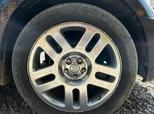 "Dodge Nitro" disk qapağı itib