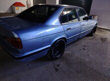 "BMW" təkərləri R15