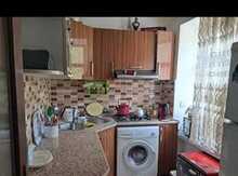 2-otaqlı mənzil kirayə verilir, 8-ci mkr., 55 m²