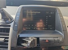 "Toyota Prius" monitor təmiri