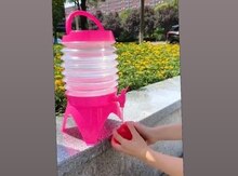 Avtomobil üçün su qabı