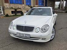 Mercedes E 240, 2004 il