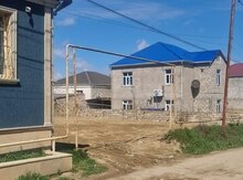 4 sot torpaq sahəsi, Aeroport yolu
