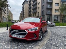 Hyundai Elantra, 2018 il