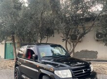 Mitsubishi Pajero io, 2000 il
