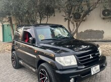 Mitsubishi Pajero io, 2000 il