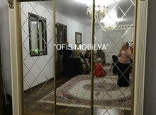 Dəhliz dolabı