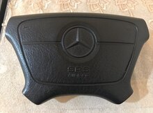 "Mercedes W124" hava yastığı