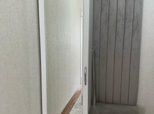 Dəhliz dolabı
