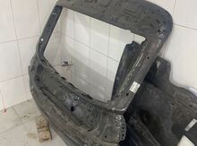 "Porsche Cayenne, Coupe" baqajı