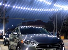 Hyundai Elantra, 2017 il
