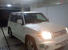 Mitsubishi Pajero io, 2000 il