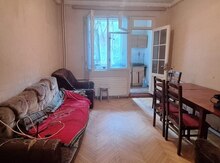 2-otaqlı mənzil kirayə verilir, Memar Əcəmi m., 55 m²