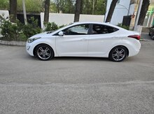 Hyundai Elantra, 2014 il