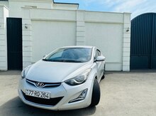 Hyundai Elantra, 2015 il