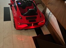 Детский автомобиль