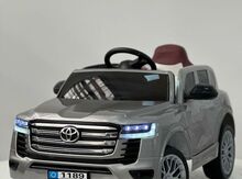 Usaq avtomobili  "Toyota Land cruser prado"