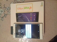 Telefon "Sony" 