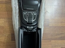 "Mercedes 213" barı
