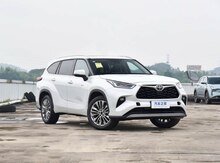 Toyota Highlander, 2025 il