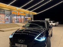 Hyundai Sonata, 2022 il