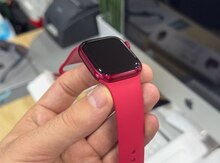 Apple Watch Series 7 Aluminum Red 41mm