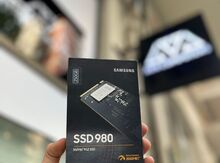 SSD "Samsung 980 250GB NVMe M.2"
