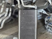"Mitsubishi L200 2007-2009" sobanın su radiatoru