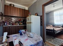 Həyət evi, Binə qəs.