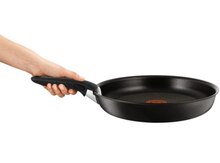 Tava və qazan dəsti "Tefal Ingenio Titanium Expertise Orta Set 8 Parça  2100103639"