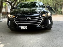 Hyundai Elantra, 2017 il