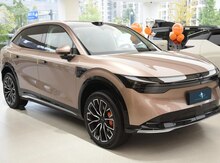 Zeekr 7X, 2025 il