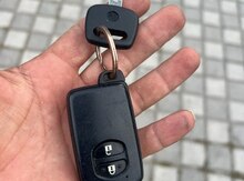 "Toyota Prius" 30 kuza açarı