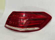 "Mercedes E-Class" farası
