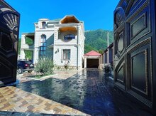 Villa, Qax r.