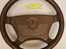 "Mercedes-Benz W210" sükanı