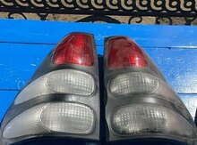 "Toyota Prado" stop işığı 