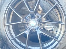 "BMW" təkərləri R18