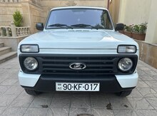 Avtomobil qeydiyyat nişanı - 90-KF-017